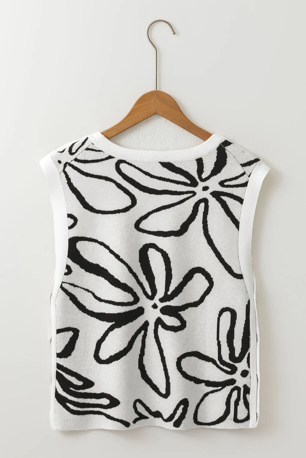 Button Sides Sleeveless Floral Knitted Top