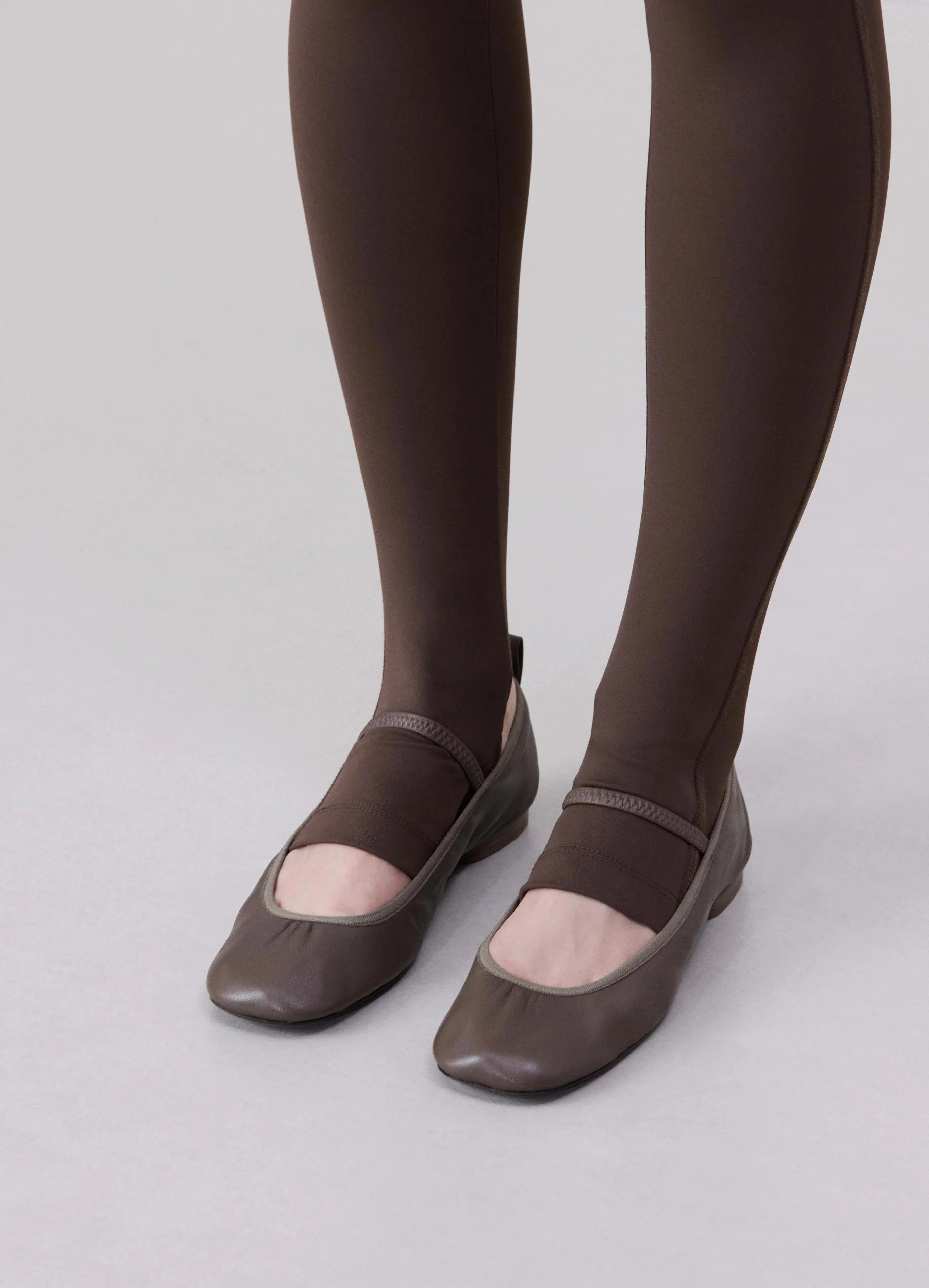 SQUARE FLAT BALLERINA