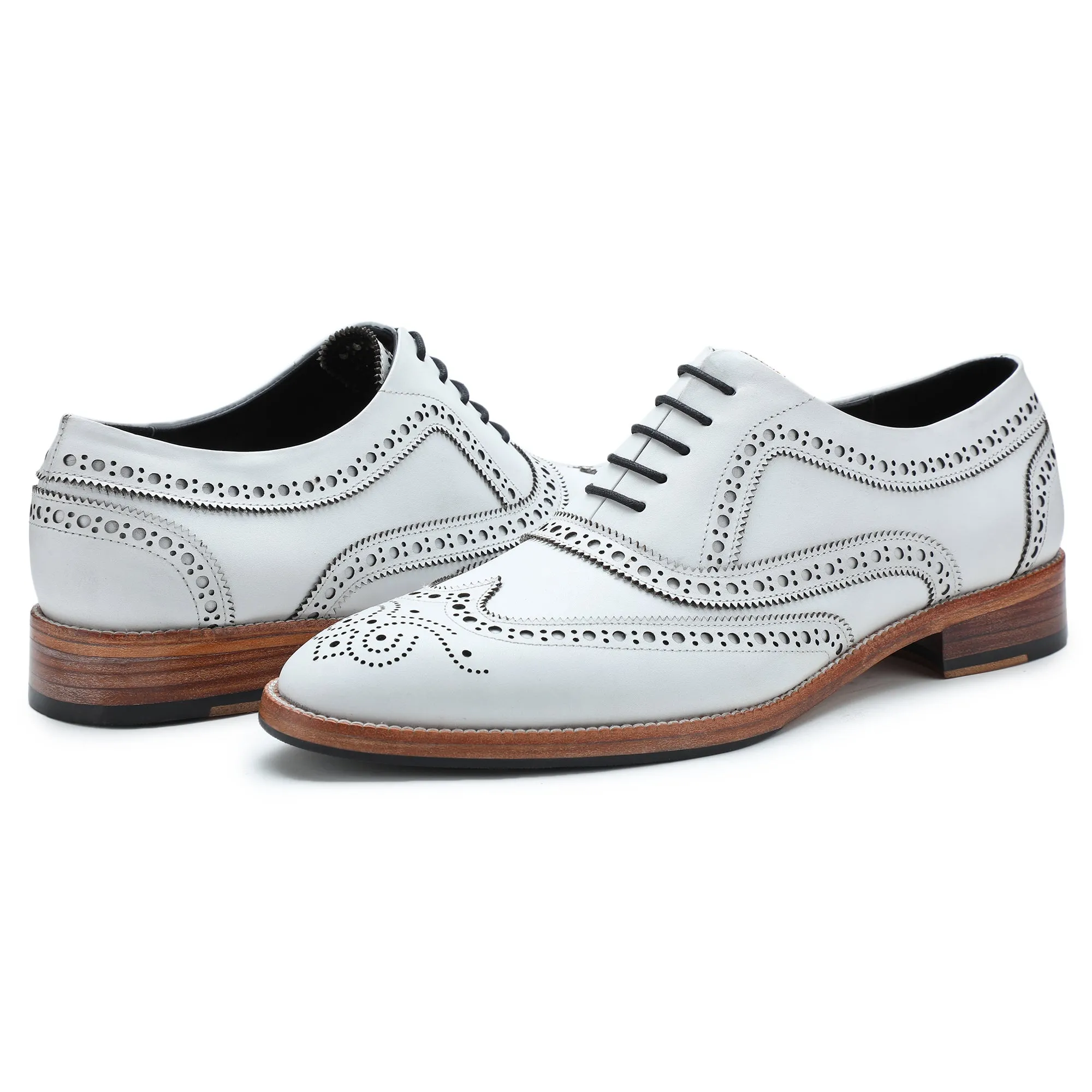 Wingtip Brogue Oxford- White