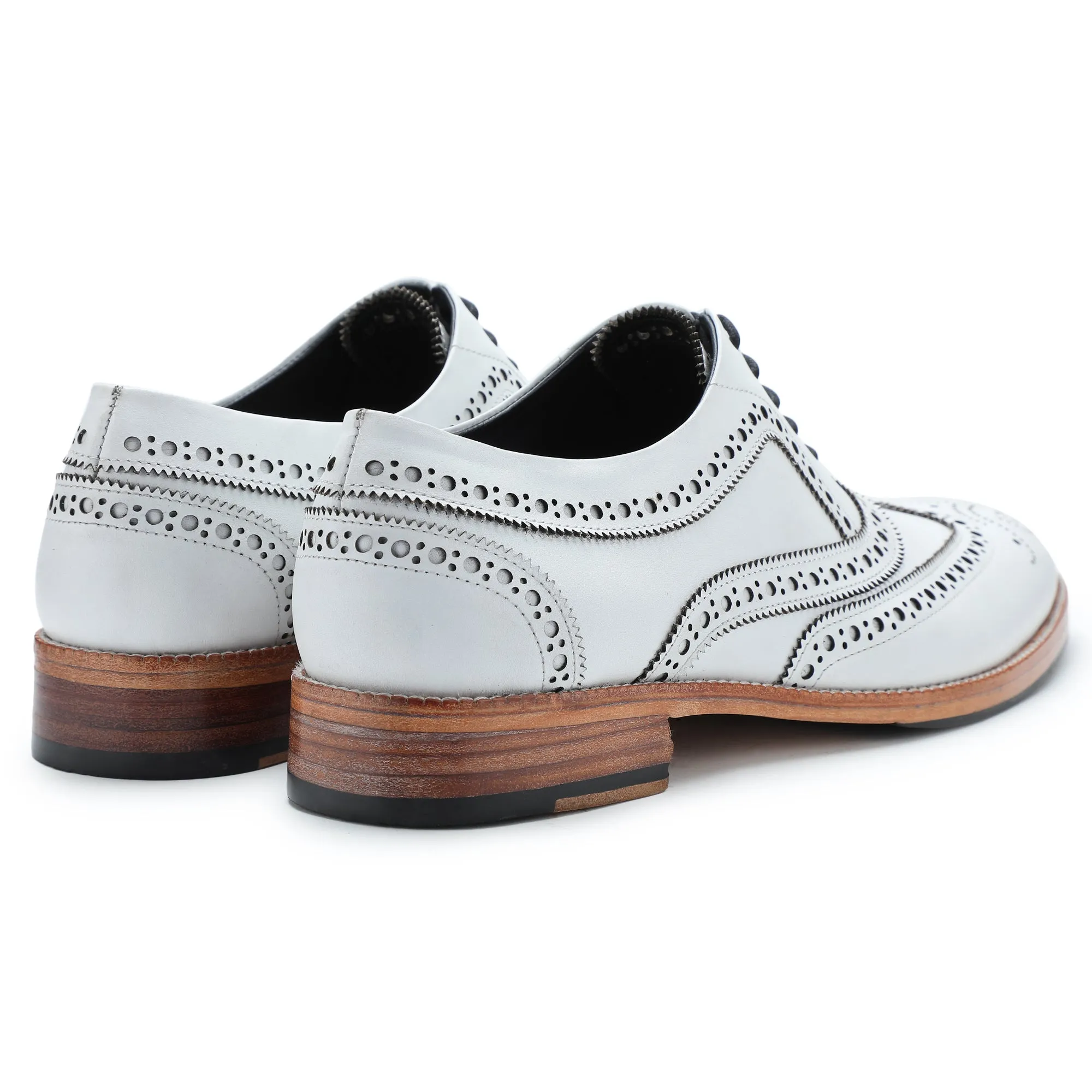 Wingtip Brogue Oxford- White