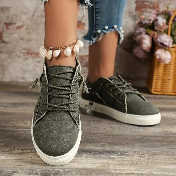 Women's Casual Flat Front Lace-Up Sneakers 66998779S